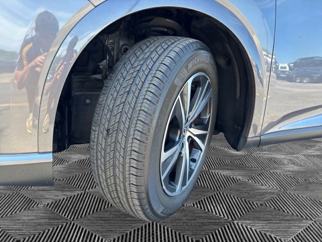 Used 2023 Lexus RX 350 Premium w/ Accessory Package AWD/4WD image 30