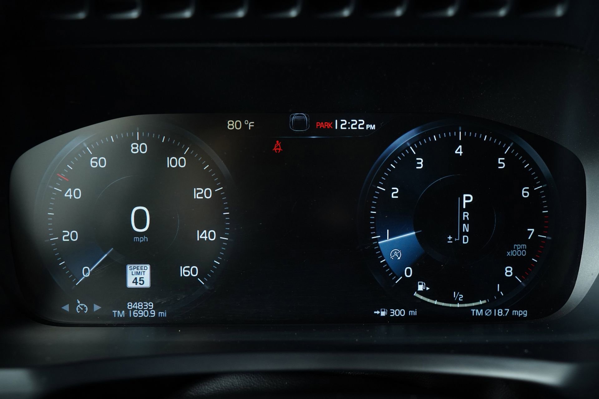 Used 2016 Volvo XC90 T6 R-Design w/ Protection Package Plus image 29