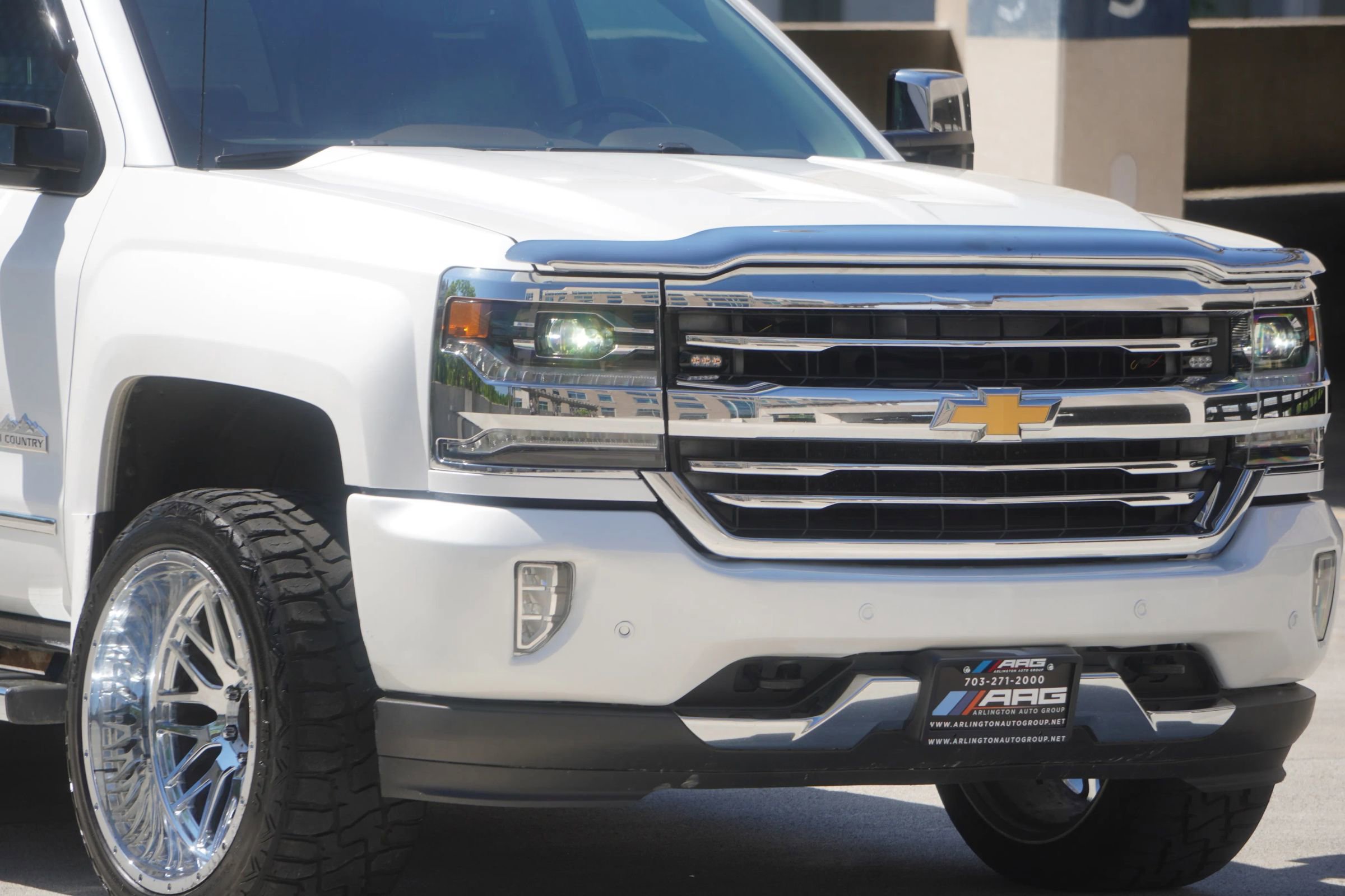 Used 2016 Chevrolet Silverado 1500 High Country AWD/4WD image 23