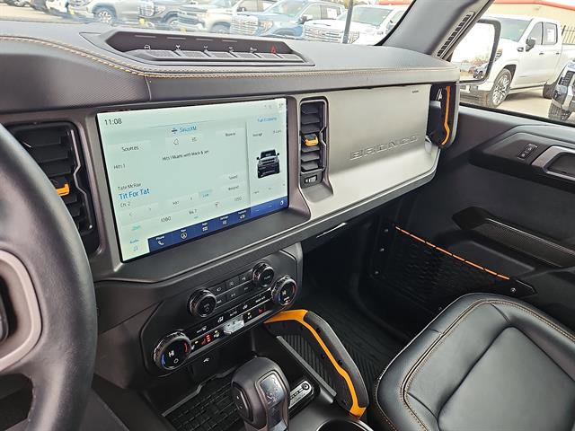 Used 2024 Ford Bronco Badlands image 17