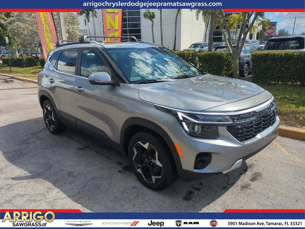 Used 2024 Kia Seltos EX