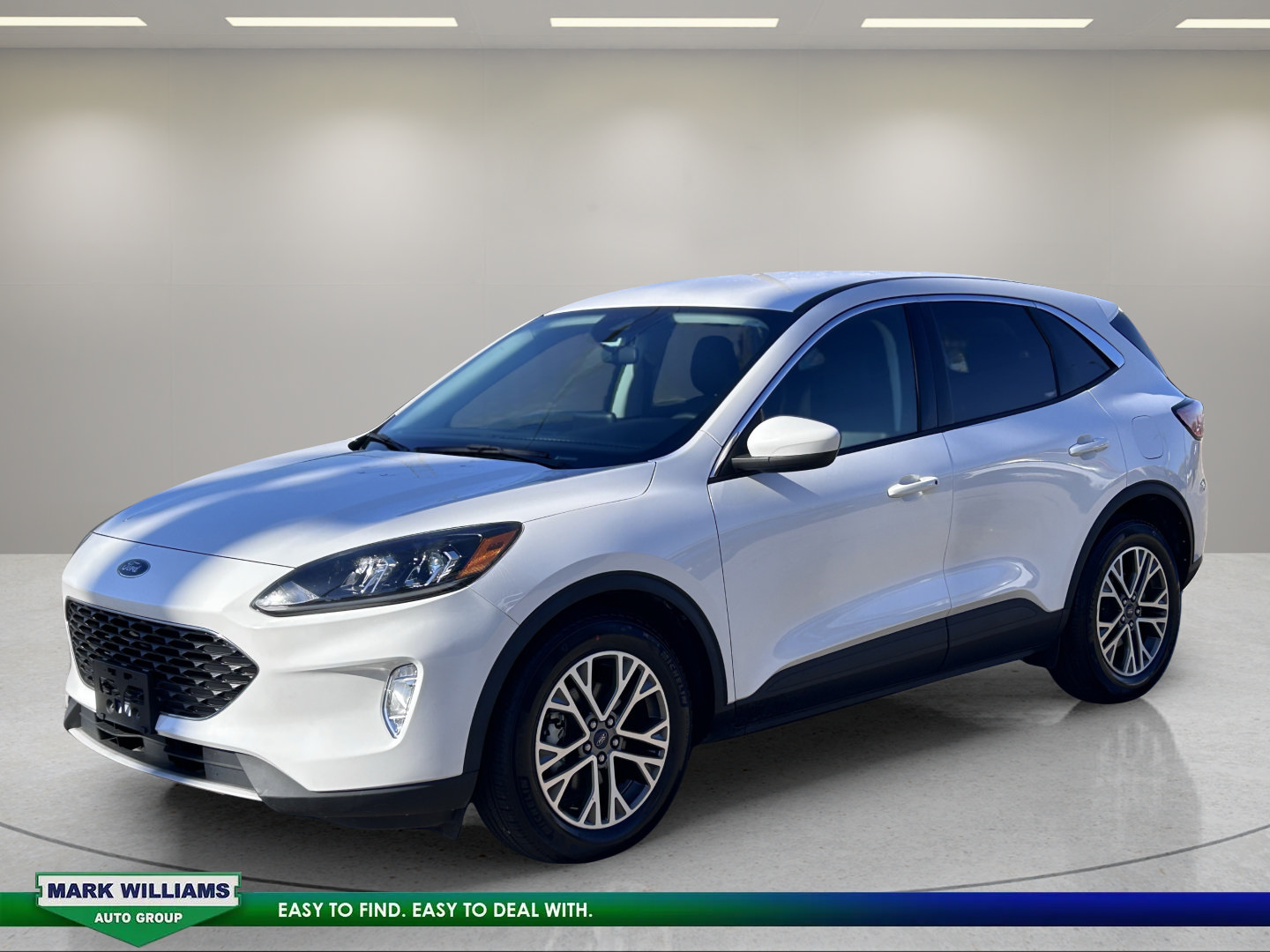 Used 2022 Ford Escape SEL FWD image 2