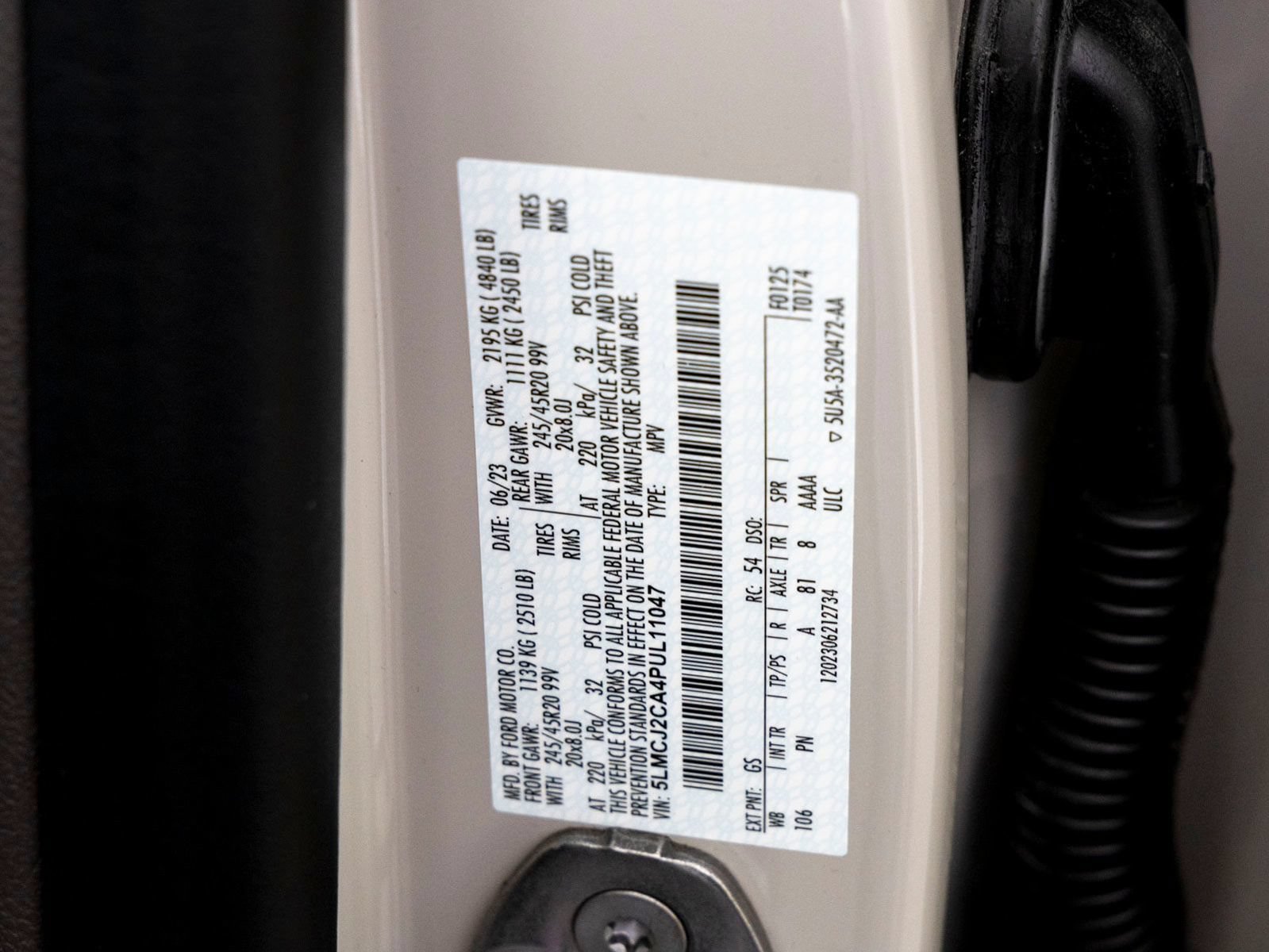 Used 2023 Lincoln Corsair Reserve w/ Equipment Group 201A FWD image 31