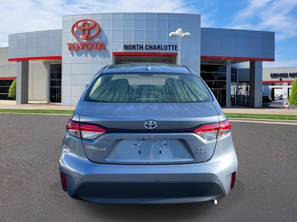 Used 2025 Toyota Corolla LE FWD image 7