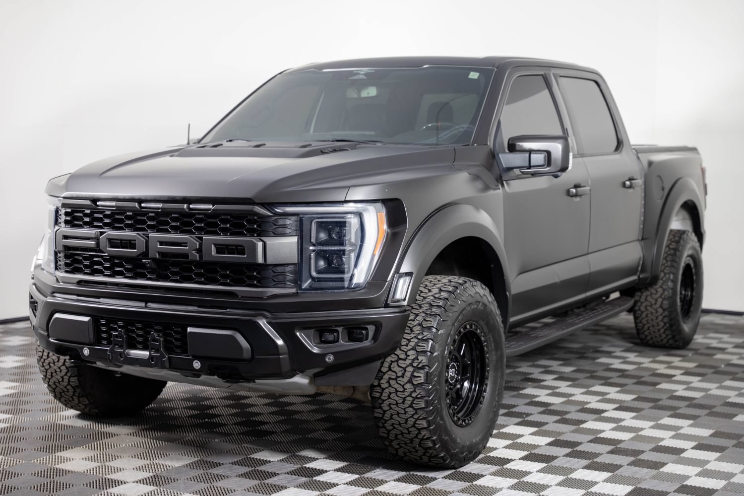 Used 2023 Ford F150 Raptor AWD/4WD image 2