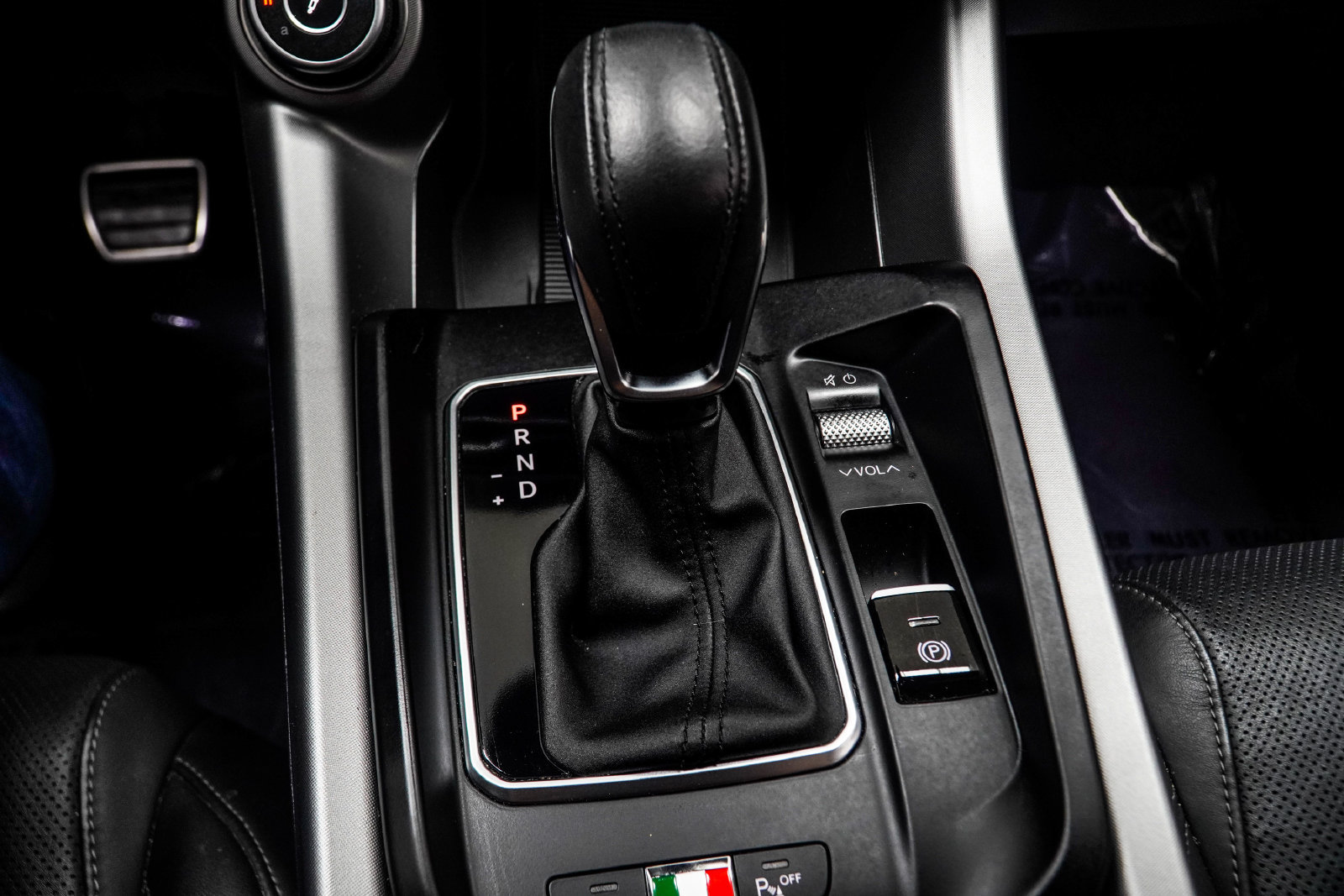 Used 2024 Alfa Romeo Tonale Veloce AWD/4WD image 27