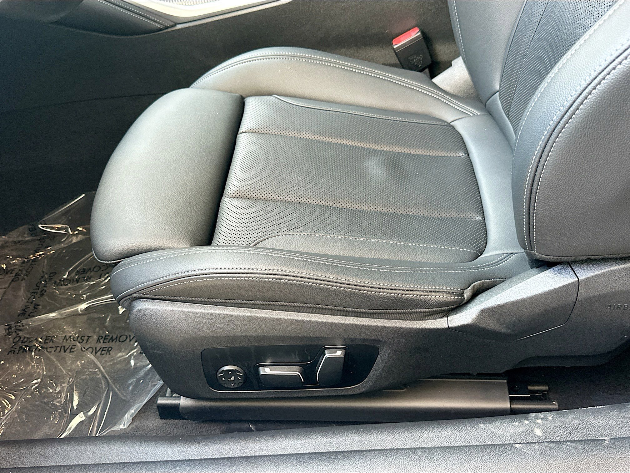 Used 2025 BMW 430i Coupe w/ M Sport Package RWD image 17