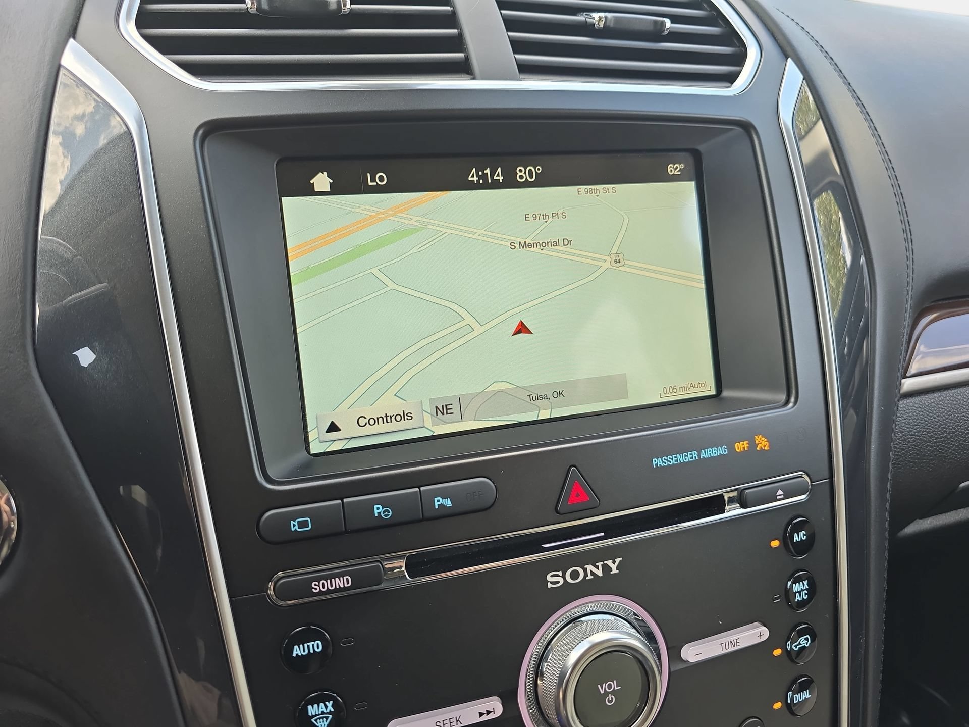 Used 2018 Ford Explorer Platinum AWD/4WD image 20