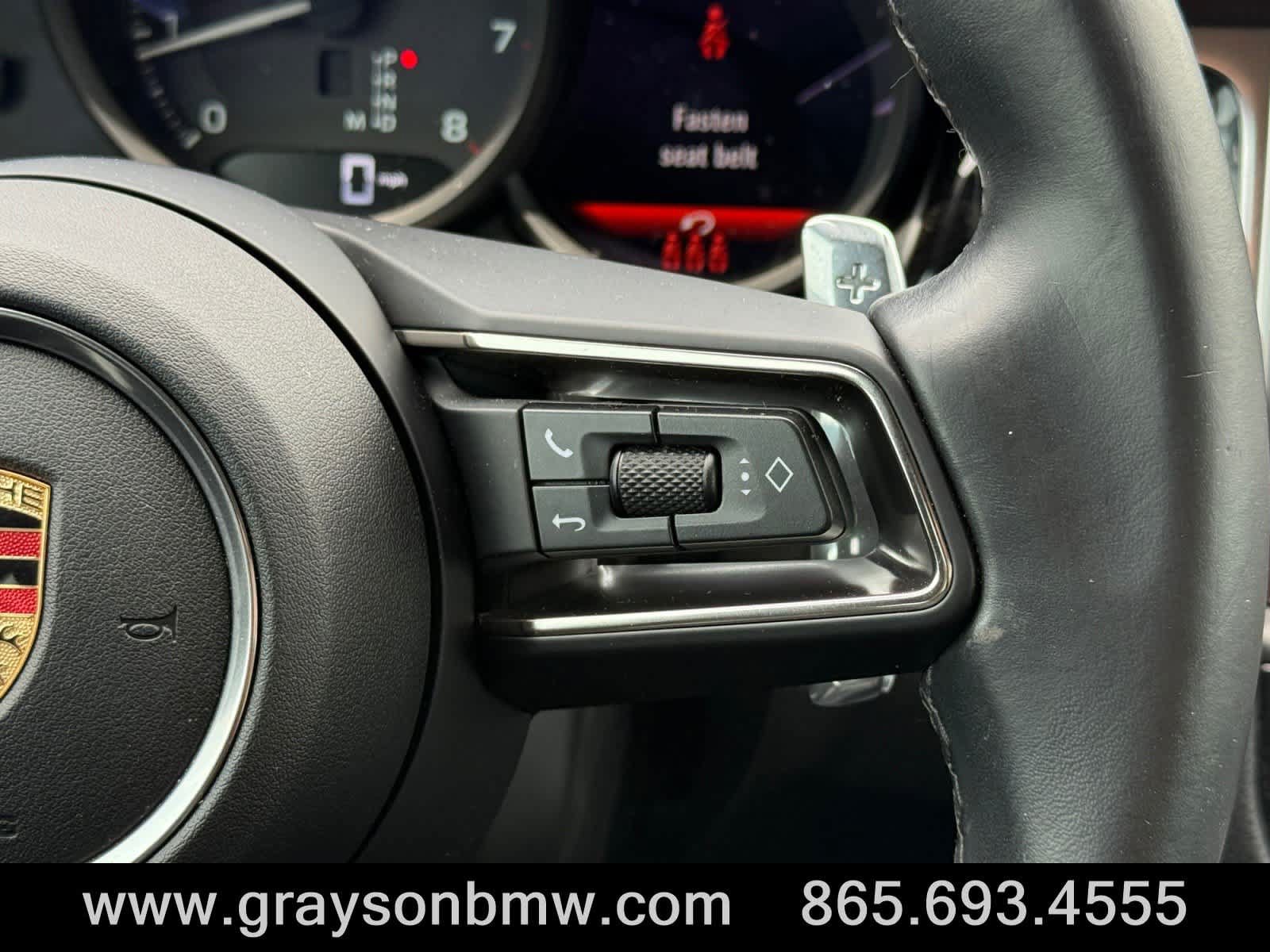 Used 2024 Porsche Macan AWD/4WD image 23