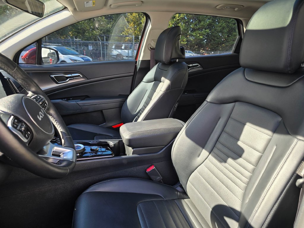 Certified 2024 Kia Sportage SX Prestige AWD/4WD image 12