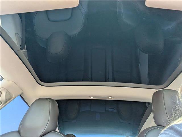 Used 2019 Tesla Model 3 Mid Range RWD image 16