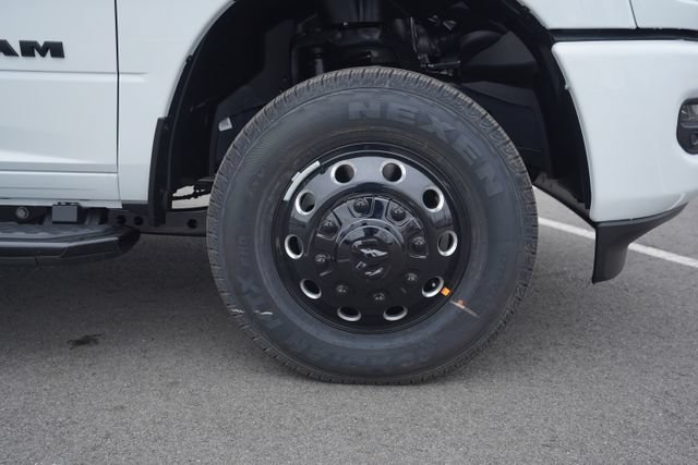 New 2026 RAM 3500 Laramie w/ Night Edition AWD/4WD image 45