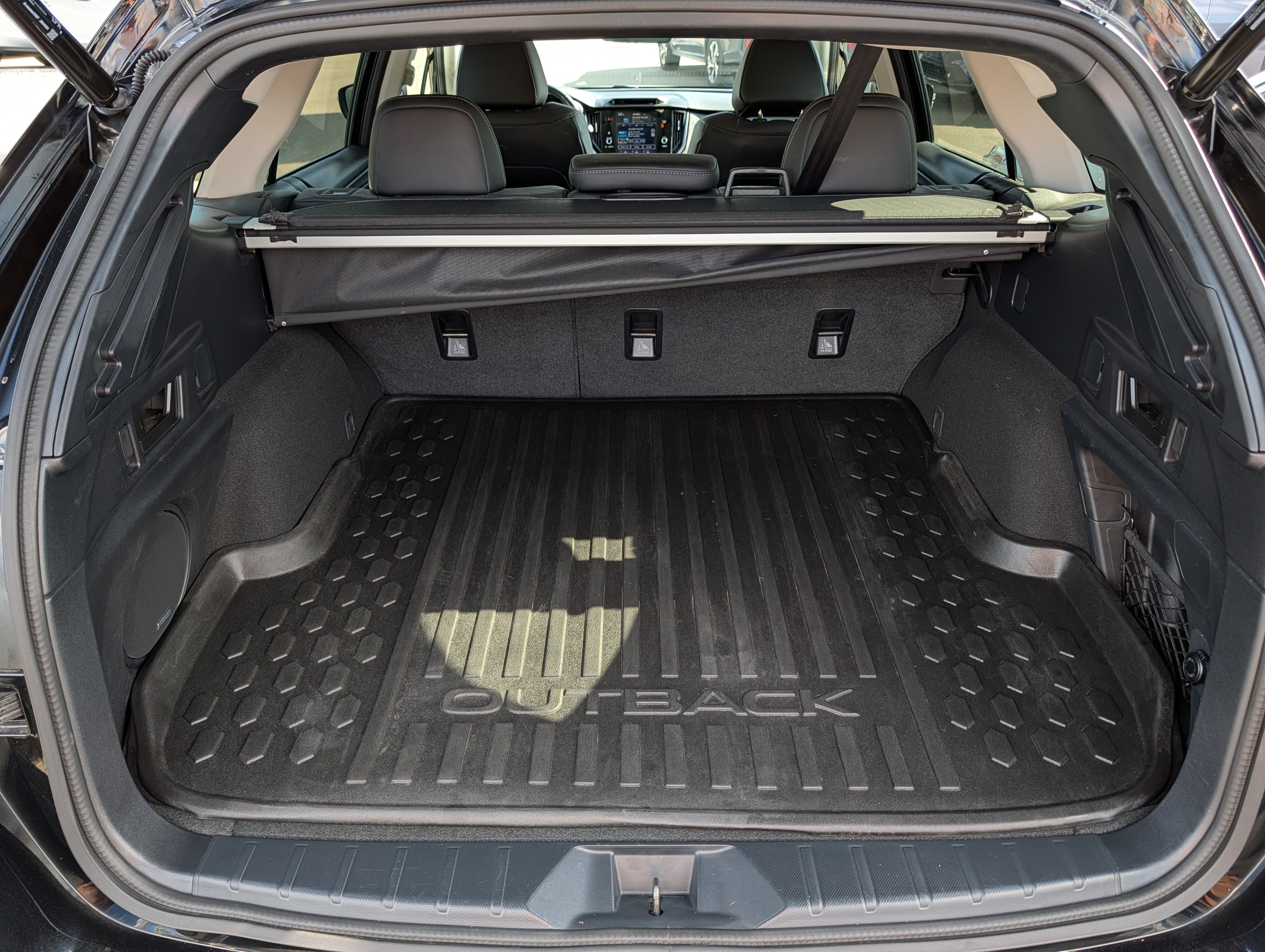 Used 2022 Subaru Outback Limited AWD/4WD image 18