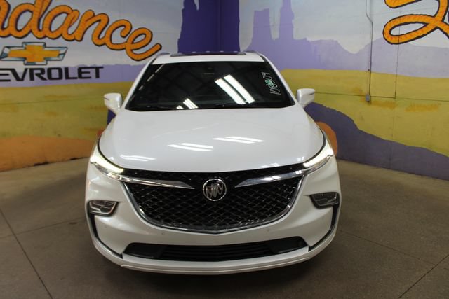 Used 2022 Buick Enclave Avenir w/ Avenir Technology Package AWD/4WD image 7