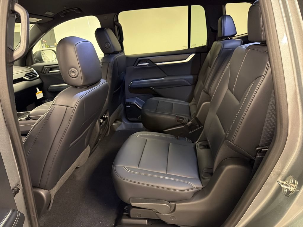 New 2026 GMC Acadia Elevation w/ Black Edition FWD image 29