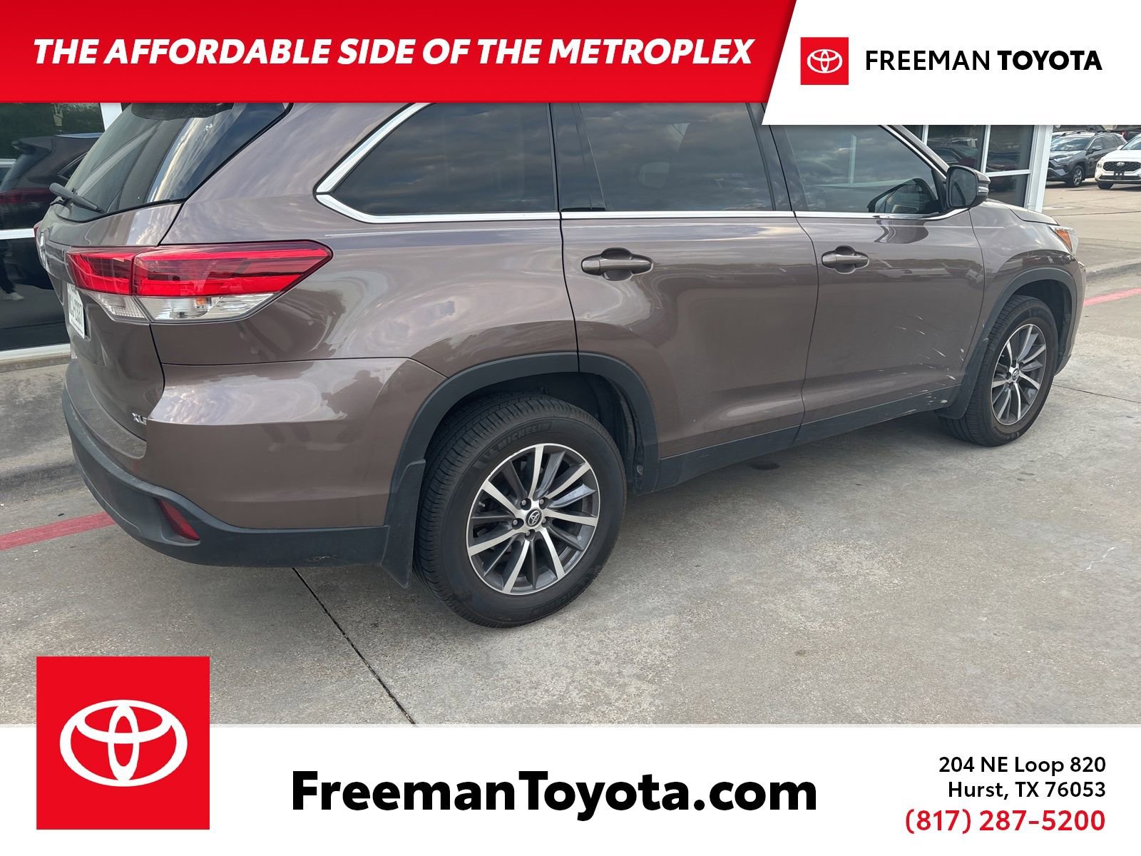 Used 2019 Toyota Highlander XLE image 1