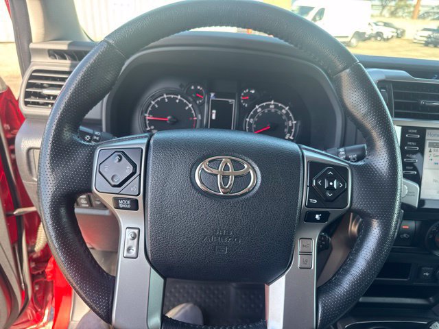 Used 2024 Toyota 4Runner SR5 Premium w/ Moonroof Package AWD/4WD image 18