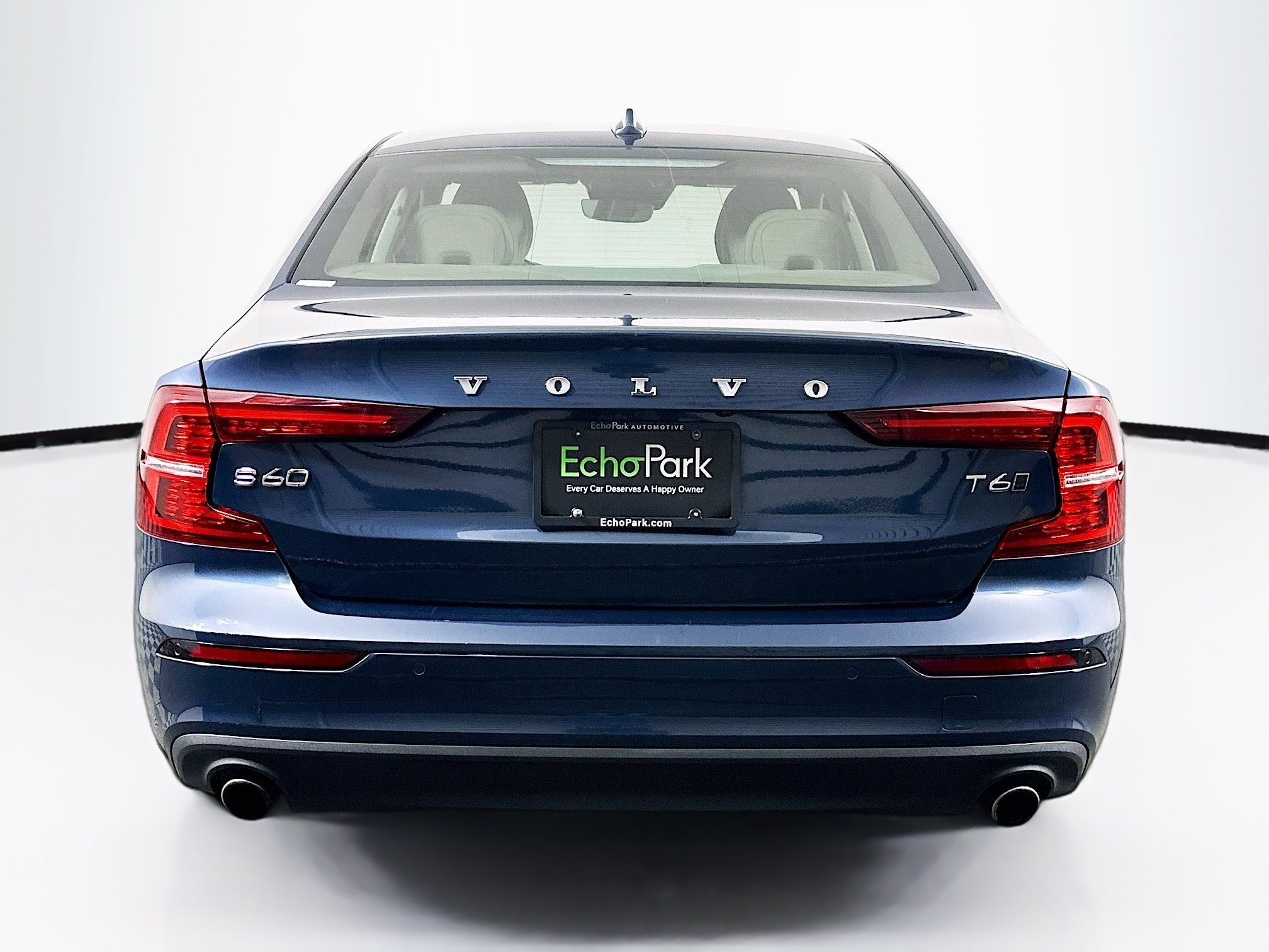 Used 2020 Volvo S60 T6 Momentum image 7