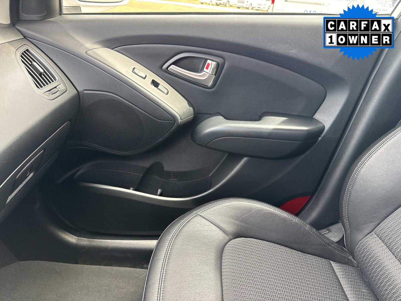 Used 2012 Hyundai Tucson GLS FWD image 24