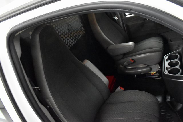 Used 2024 GMC Savana 2500 w/ Driver Convenience Package image 14