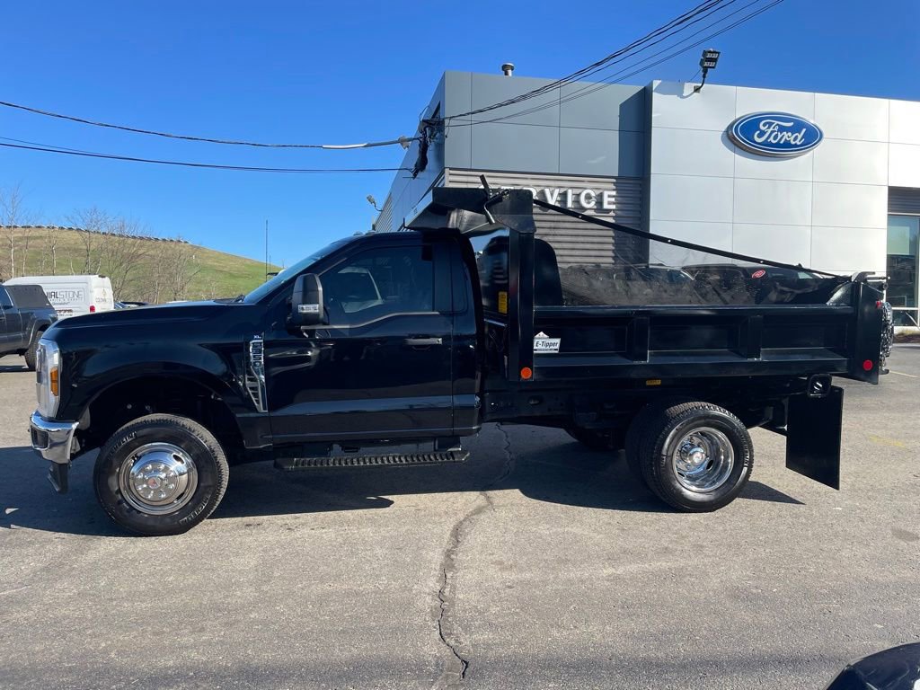 Used 2024 Ford F350 XL w/ Snow Plow Prep Package image 2