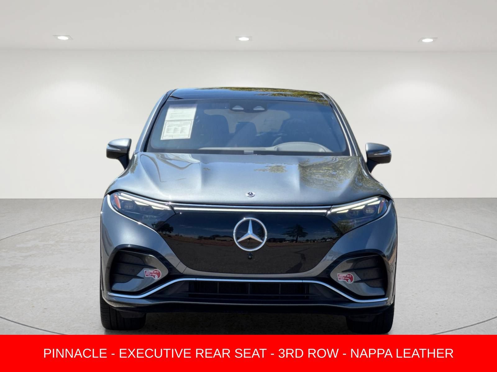 Used 2023 Mercedes-Benz EQS 580 4MATIC SUV image 9