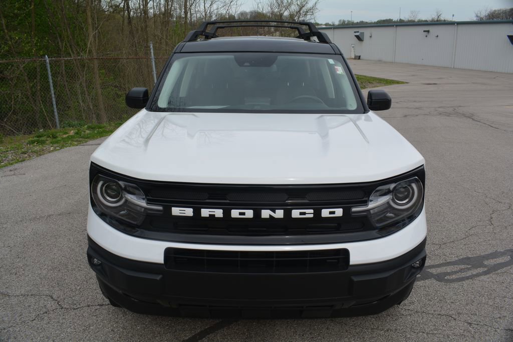 Used 2022 Ford Bronco Sport Outer Banks w/ Tech Package image 2
