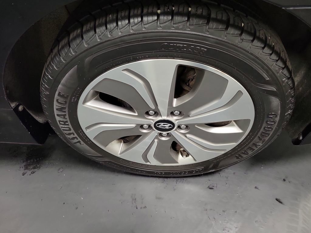 Used 2015 Hyundai Sonata Limited FWD image 11