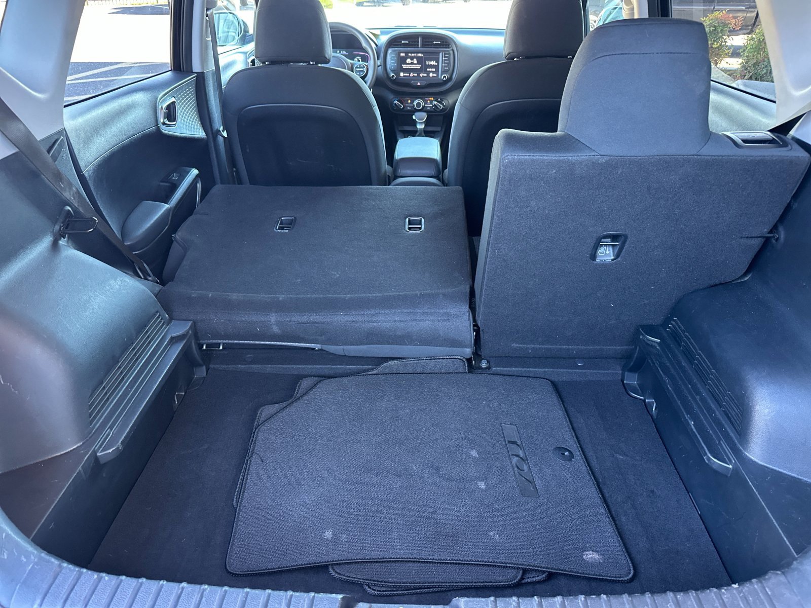 Used 2024 Kia Soul LX w/ Option Group 015 image 14