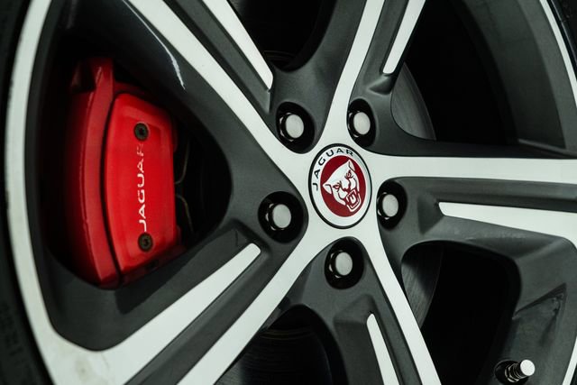 Used 2018 Jaguar XF First Edition image 23