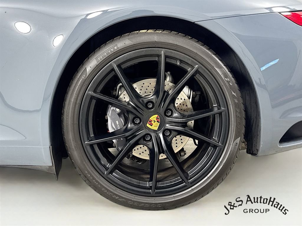 Used 2018 Porsche 911 Carrera RWD image 39