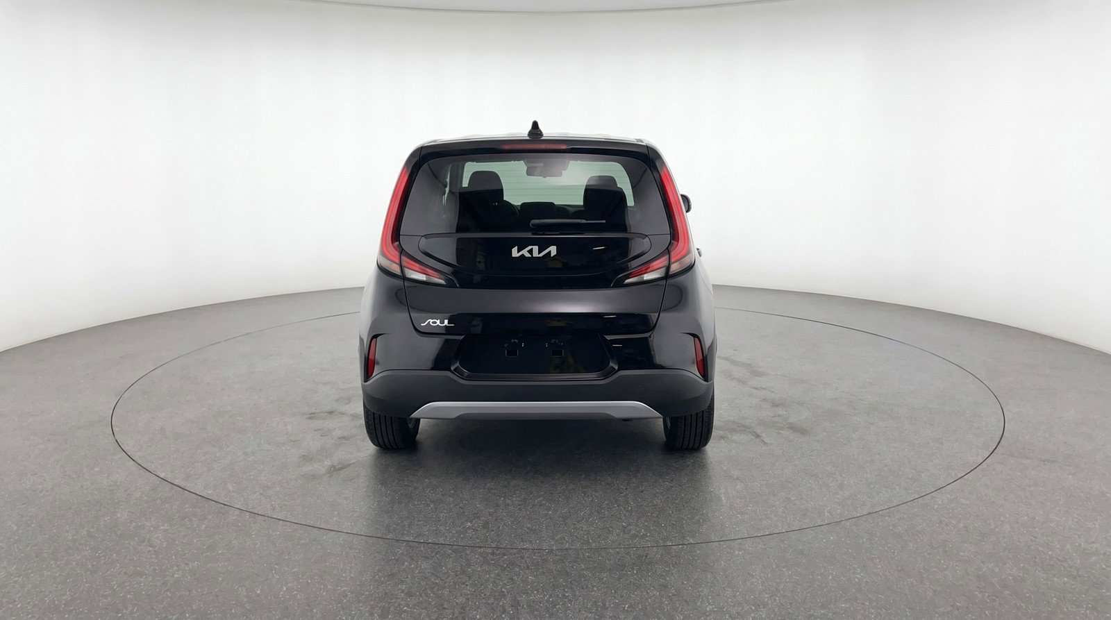 Used 2025 Kia Soul LX w/ LX Technology Package FWD image 7