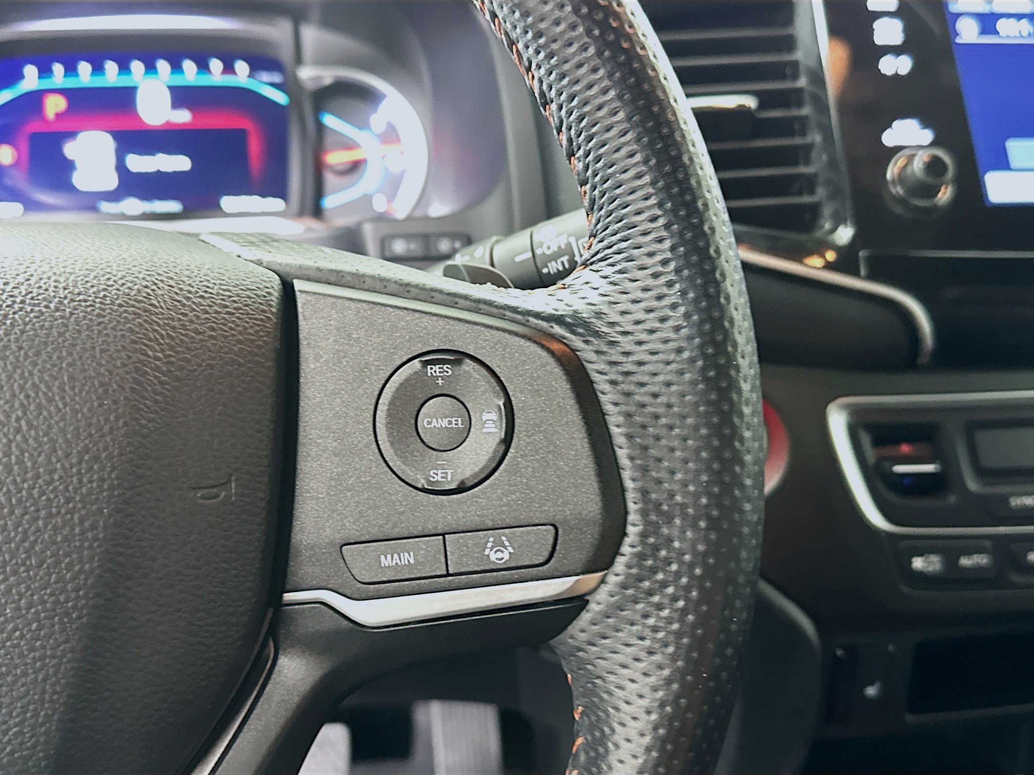 Used 2022 Honda Pilot TrailSport image 17