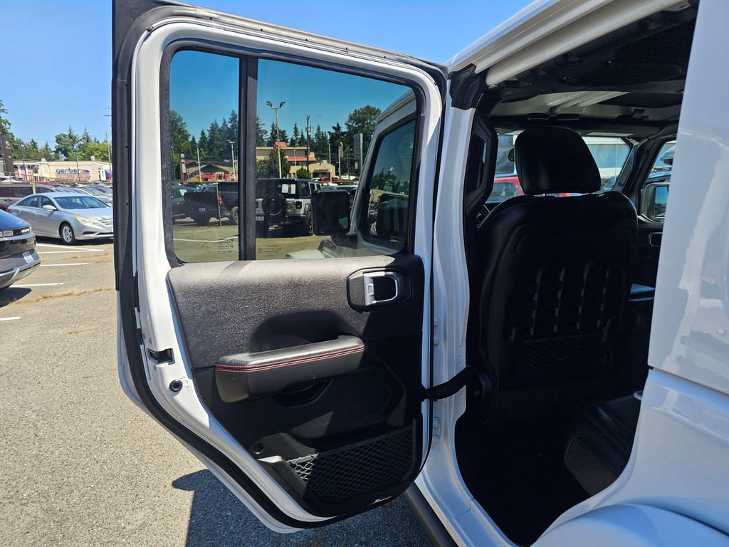 Used 2020 Jeep Wrangler Unlimited Rubicon w/ Steel Bumper Group AWD/4WD image 15