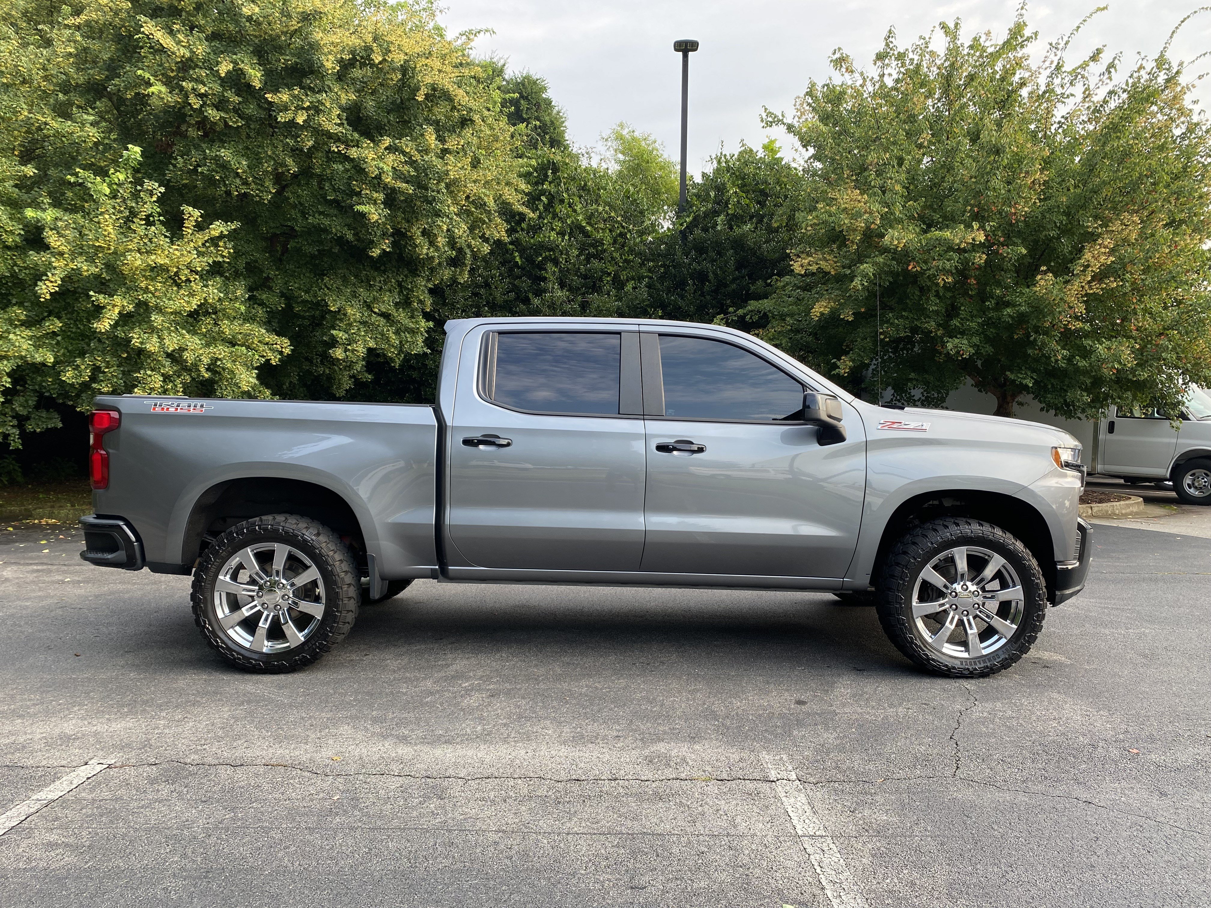 Used 2019 Chevrolet Silverado 1500 LT Trail Boss AWD/4WD image 10