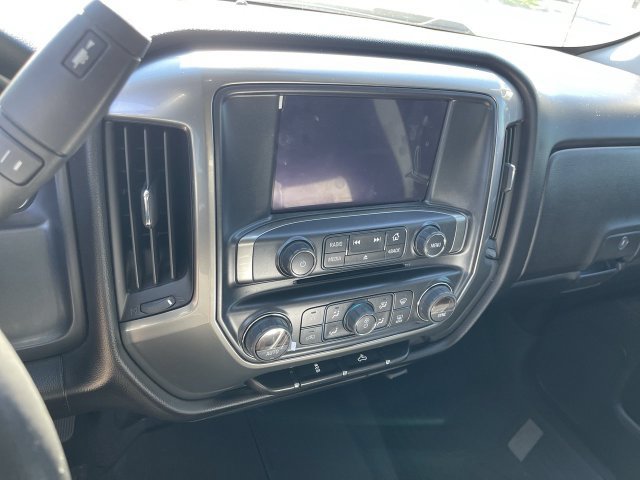 Used 2018 Chevrolet Silverado 1500 LT w/ All Star Edition AWD/4WD image 6