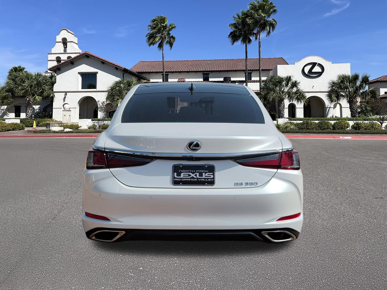 Used 2024 Lexus ES 350 w/ Premium Package FWD image 3