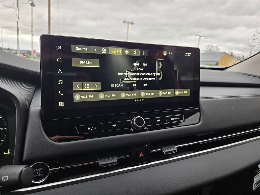 New 2025 Mitsubishi Outlander SE image 10