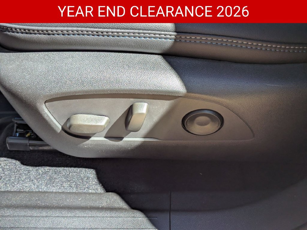 New 2026 Chevrolet Equinox EV LT w/ Convenience Package II FWD image 11