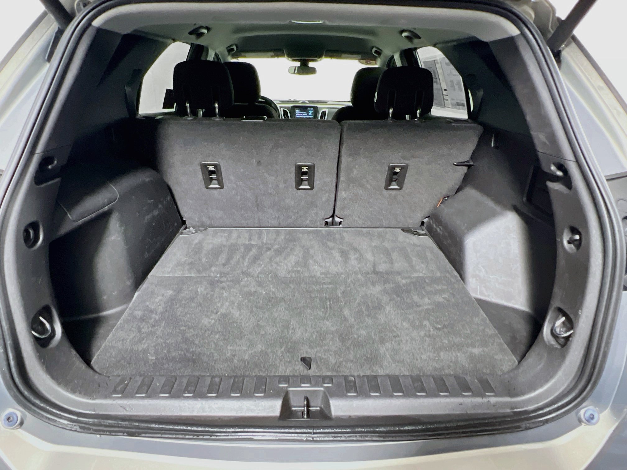 Used 2018 Chevrolet Equinox LT FWD image 33