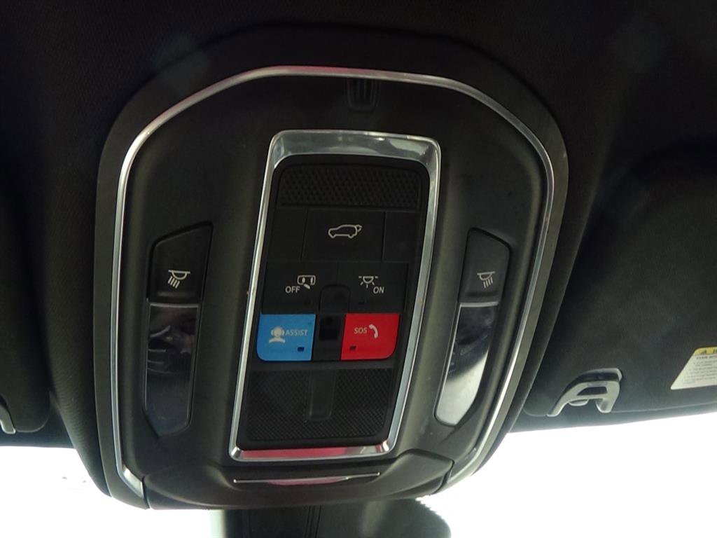 Used 2022 Jeep Wagoneer Series II image 28