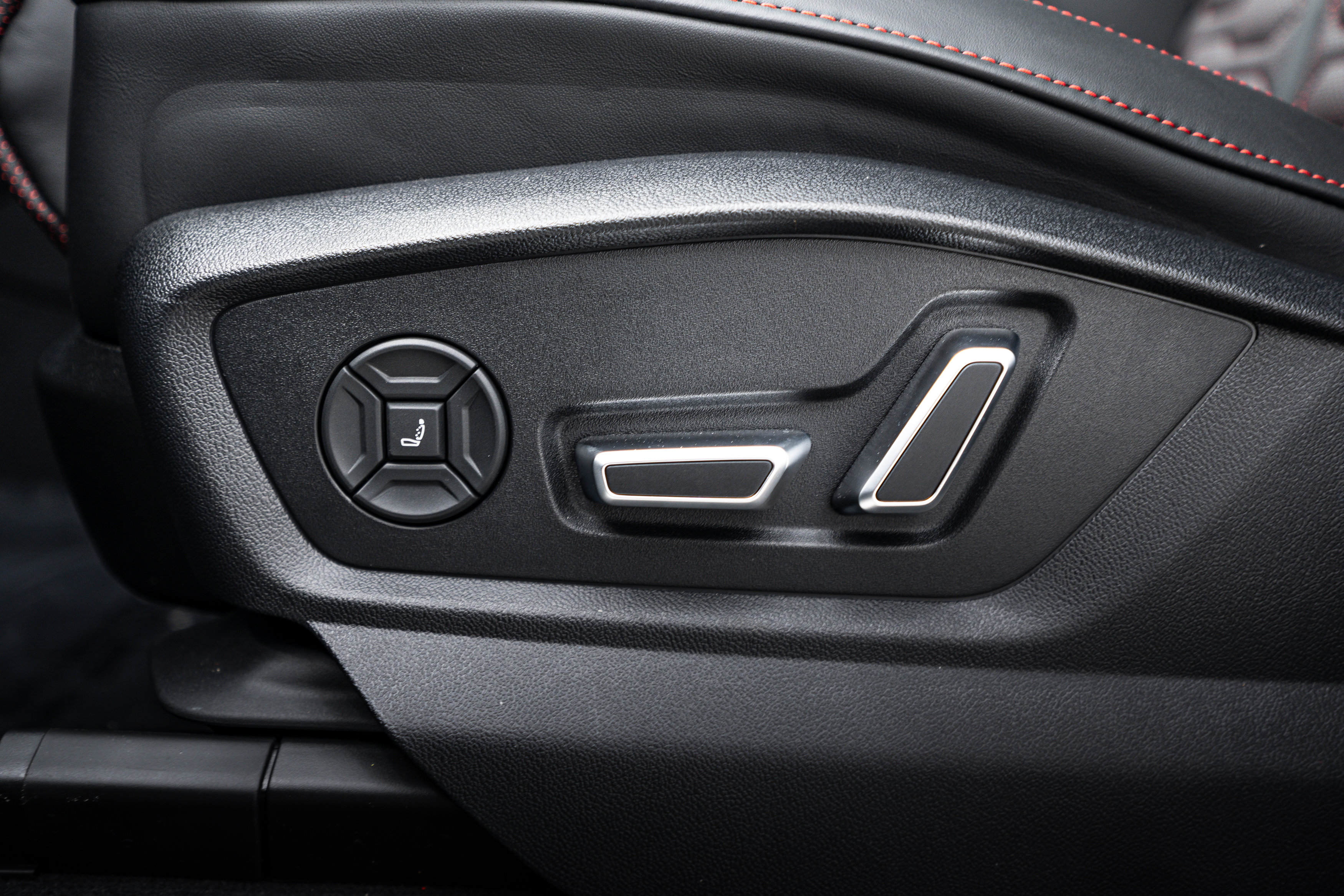 New 2026 Audi RS Q8 performance image 16