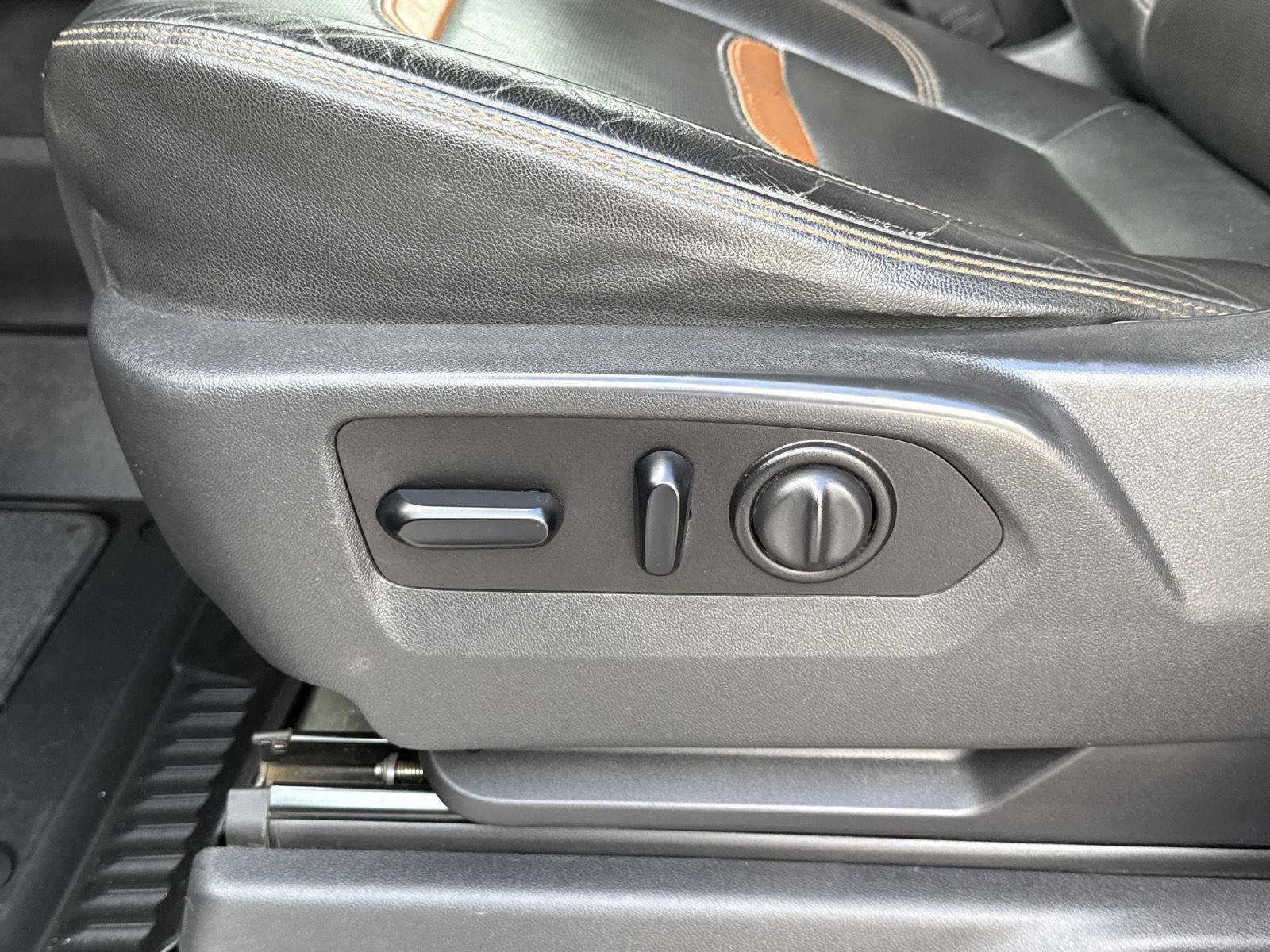 Used 2021 GMC Sierra 1500 AT4 w/ AT4 Value Package image 21