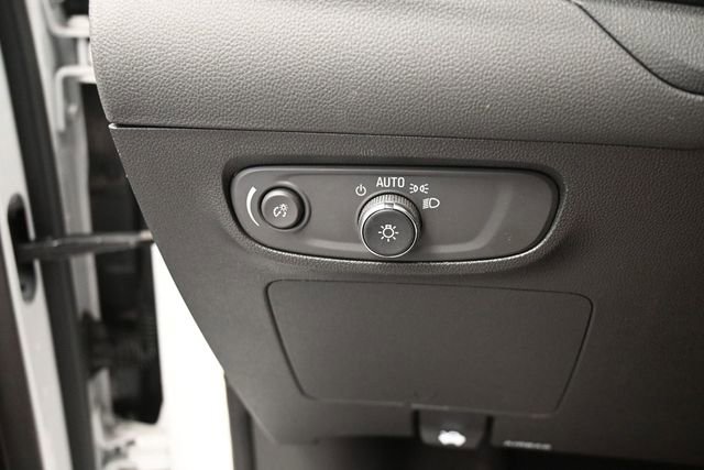 Used 2025 Buick Encore GX Preferred AWD/4WD image 32