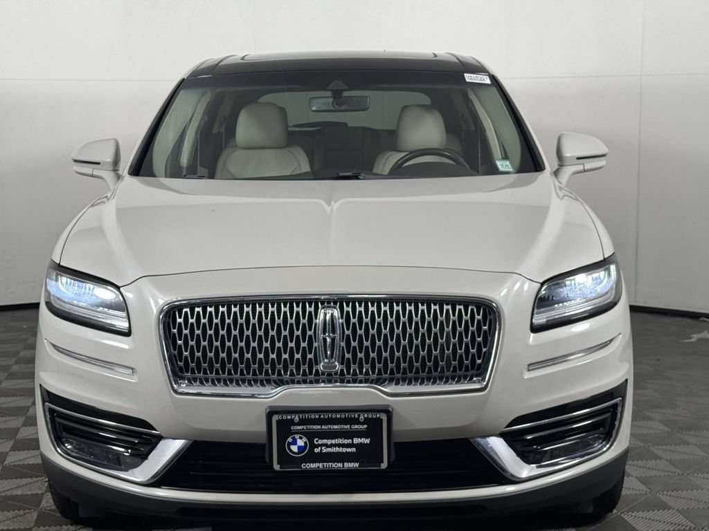 Used 2019 Lincoln Nautilus Select AWD/4WD image 6
