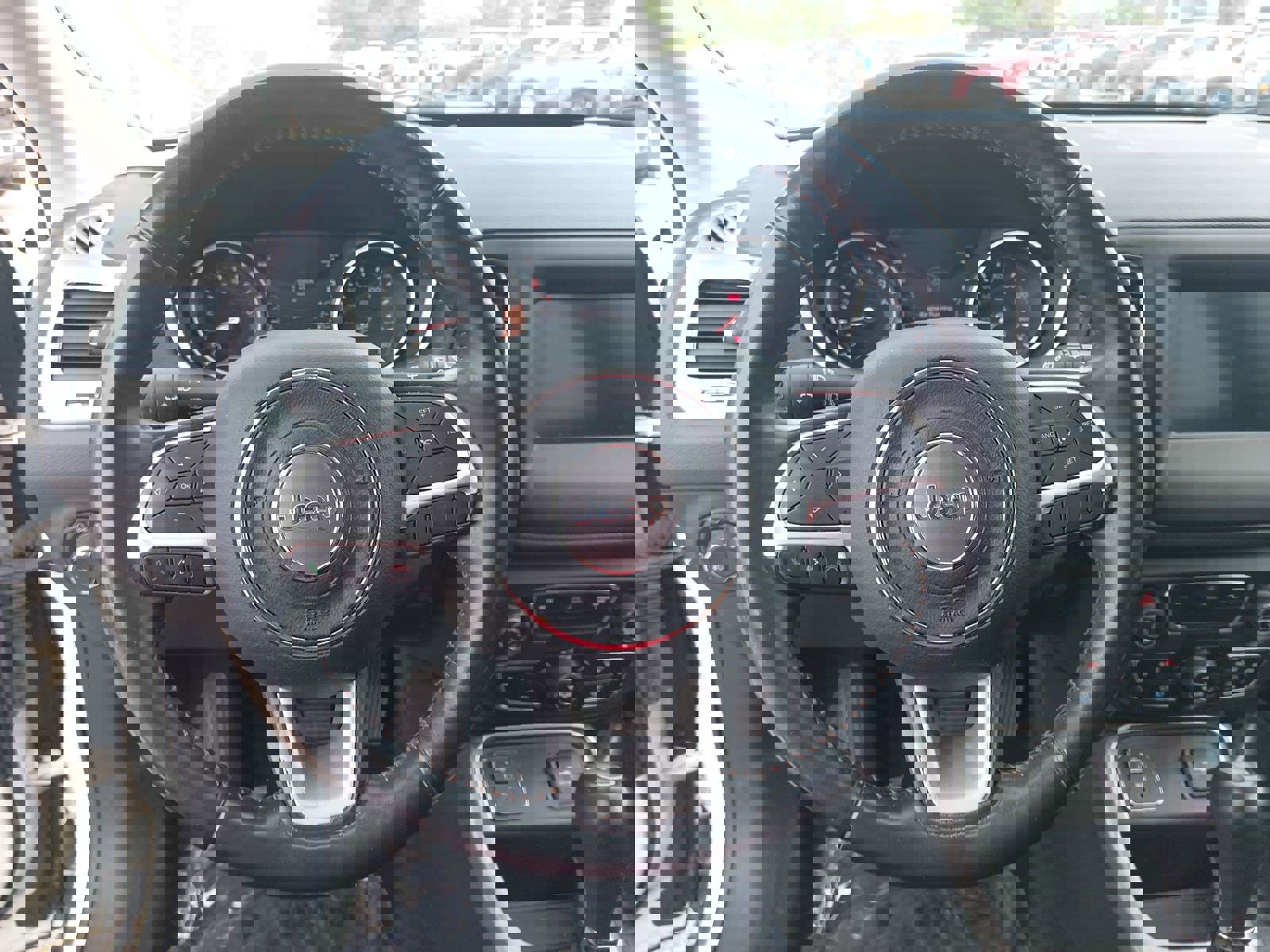 Used 2017 Jeep Compass Latitude w/ Popular Equipment Group image 17