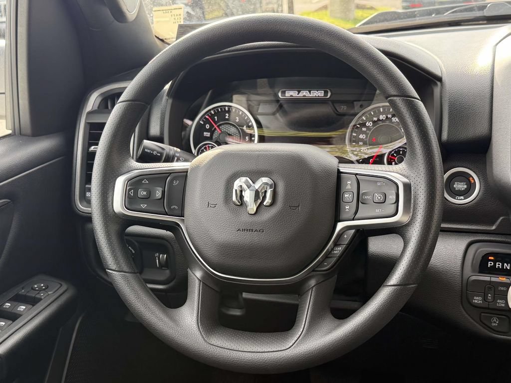 New 2027 RAM 1500 Express AWD/4WD image 18