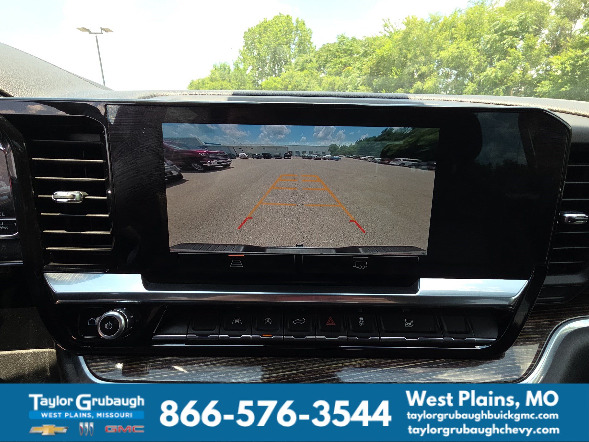 Used 2022 GMC Sierra 1500 SLE AWD/4WD image 25