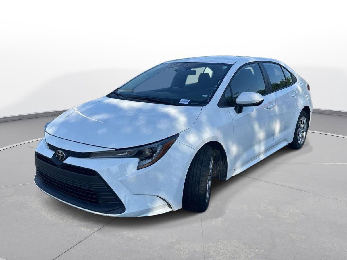 Used 2024 Toyota Corolla LE FWD video 2