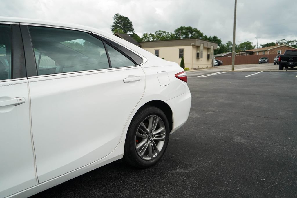 Used 2017 Toyota Camry SE FWD image 20